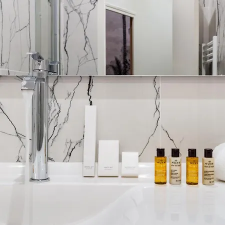 Sweett - Artois Haussman Апартаменты